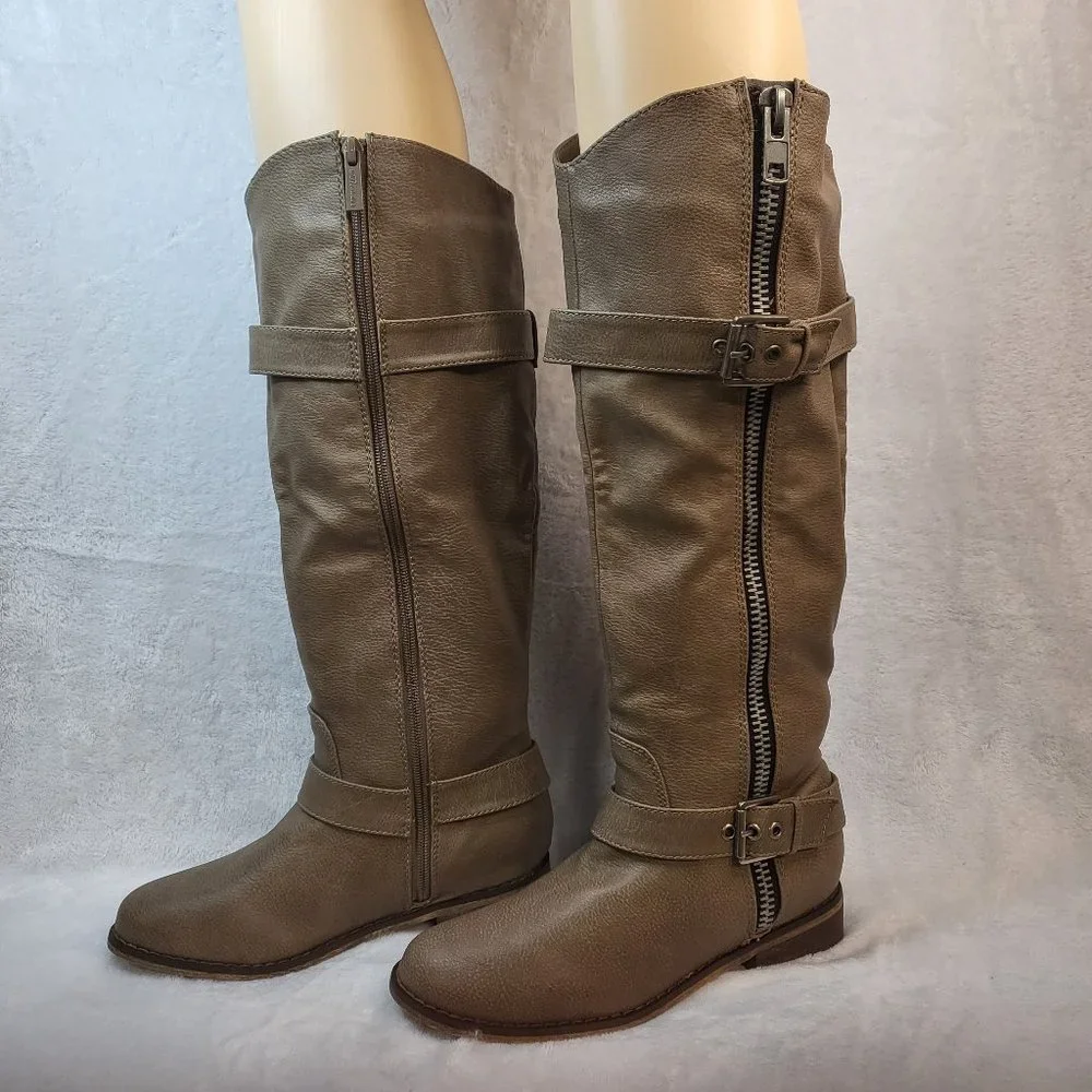 * Comfortable Beige Knee High Flat Riding Boots